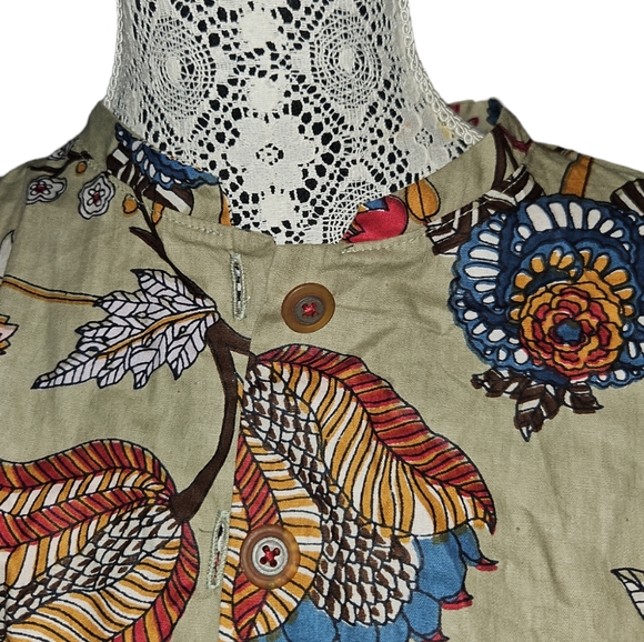 New Cotton Floral Top - Picture 3 of 7